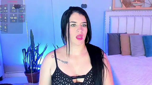 LenaRuiz  online show from 03-02-26, 12:12