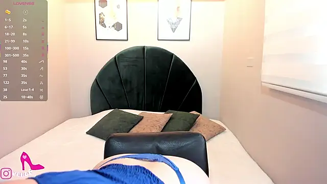LenaRuiz  online show from 07-01-26, 12:07