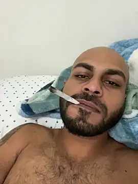 islandvybee55 online show from 12-09-24, 06:45