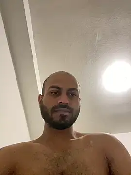 islandvybee55 online show from 12-16-24, 08:20