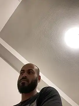 islandvybee55 online show from 03-09-25, 12:00