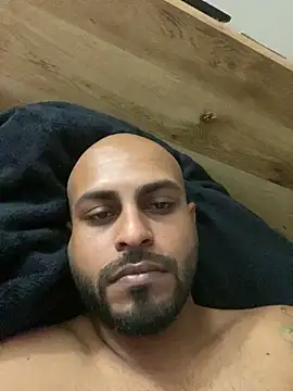 islandvybee55 online show from 03-26-26, 02:11