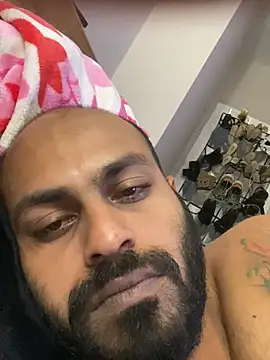 islandvybee55 online show from 04-28-26, 06:13