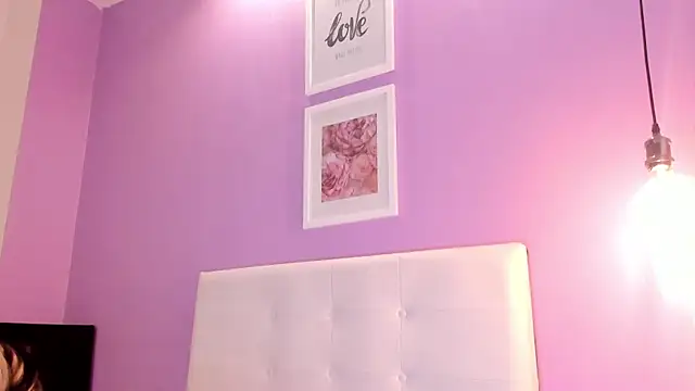 Charlotte11-11 online show from 04-28-26, 04:34