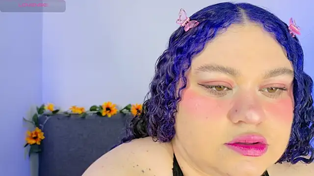 lunitaa0 online show from 03-25-26, 03:34