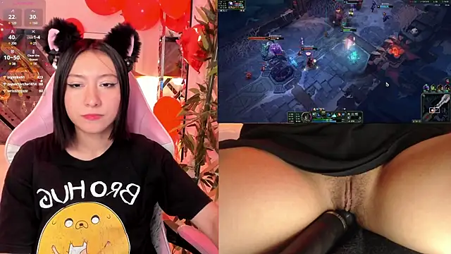 Snapshot of Nanachi_Cook chatting on 02-04-25, 02:28 Nanachi Cook online show from 02-04-25, 02:28