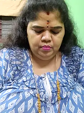 Snapshot of tamilthanushri chatting on 07-28-26, 04:39 tamilthanushri online show from 07-28-26, 04:39