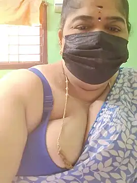Snapshot of tamilthanushri chatting on 08-04-26, 06:05 tamilthanushri online show from 08-04-26, 06:05