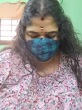 Snapshot of tamilthanushri chatting on 08-05-26, 07:00 tamilthanushri online show from 08-05-26, 07:00
