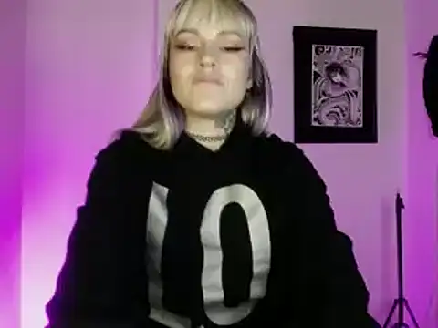 Snapshot of kim_jeins11 chatting on 01-29-25, 11:14 kim jeins11 online show from 01-29-25, 11:14