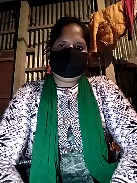 Snapshot of Koyel-Sen chatting on 12-31-24, 03:42 Koyel-Sen online show from 12-31-24, 03:42