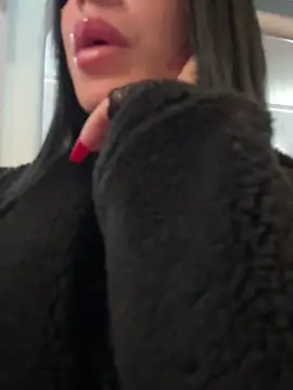 Snapshot of cicciolina chatting on 12-26-24, 07:16 cicciolina online show from 12-26-24, 07:16