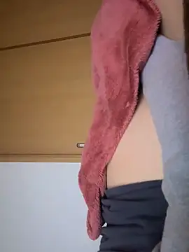 Snapshot of Taka-G71 chatting on 02-02-25, 03:54 Taka-G71 online show from 02-02-25, 03:54