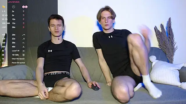 Snapshot of _whitenight_ chatting on 12-04-24, 08:29 whitenight online show from 12-04-24, 08:29