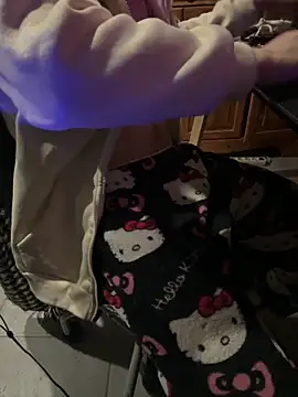 Snapshot of jobart-off chatting on 02-05-26, 01:32 jobart-off online show from 02-05-26, 01:32