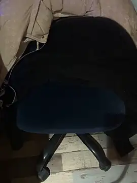 Snapshot of jobart-off chatting on 04-01-26, 10:29 jobart-off online show from 04-01-26, 10:29