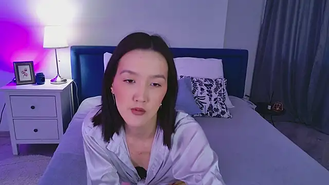 CarrieAmber online show from 04-10-26, 02:33