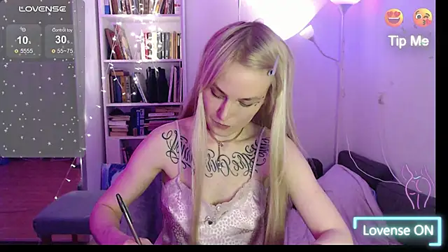 mischellemeow13 online show from 01-28-25, 11:28