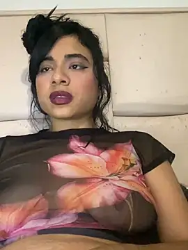 Snapshot of mysteriousgirl20 chatting on 03-07-25, 06:54 mysteriousgirl20 online show from 03-07-25, 06:54