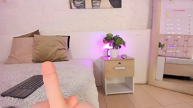 lexiee grey  online show from 02-12-25, 12:01