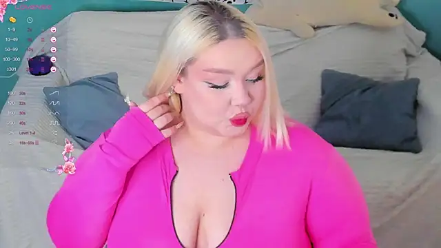 Snapshot of LilyBelll chatting on 01-26-25, 04:20 LilyBelll online show from 01-26-25, 04:20