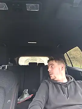 Snapshot of Titanhoott chatting on 01-25-25, 11:02 Titanhoott online show from 01-25-25, 11:02