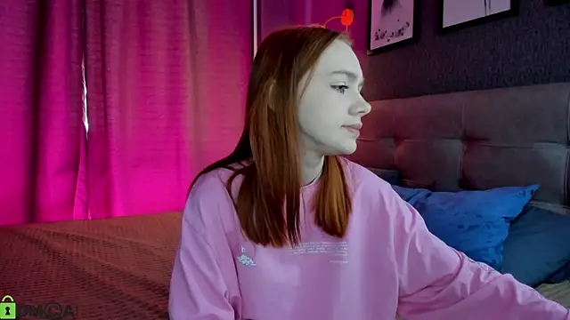 Lesi Moonie01 online show from 03-31-26, 08:48