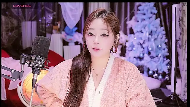 Missy Nana21 online show from 01-04-25, 04:11