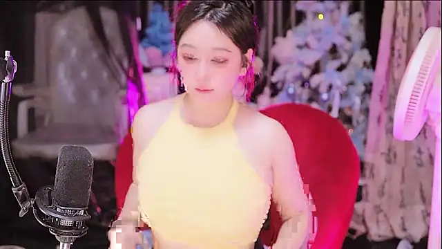 Missy Nana21 online show from 09-30-25, 01:38