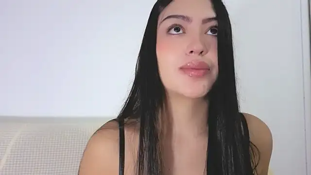 Sweet-Sophiee online show from 03-16-26, 04:40