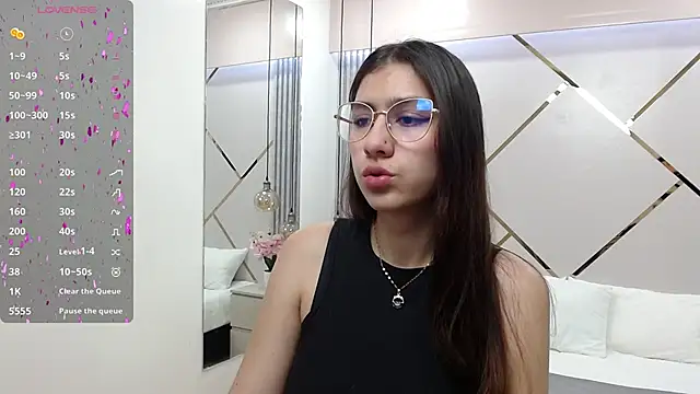 Lita Rogers online show from 01-03-25, 01:47