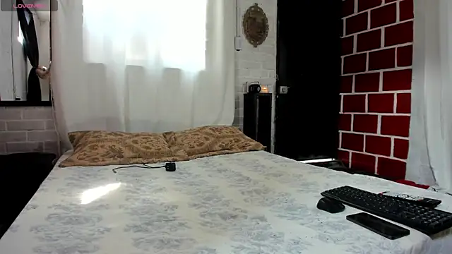 Kimandyuk online show from 11-18-25, 07:18