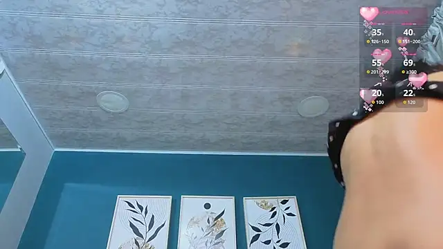 Snapshot of GabyPetit chatting on 09-08-25, 08:19 GabyPetit online show from 09-08-25, 08:19