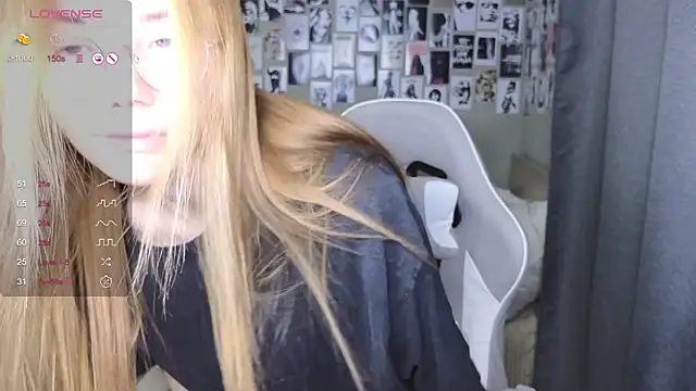 littlevildevil online show from 03-07-26, 10:23