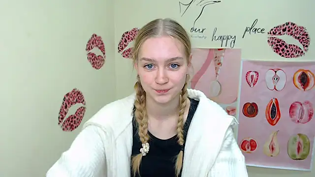 Snapshot of MademoiselleCl chatting on 12-16-24, 04:49 MademoiselleCl online show from 12-16-24, 04:49