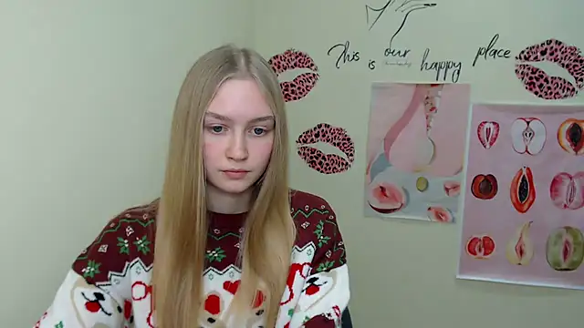 Snapshot of MademoiselleCl chatting on 01-18-25, 01:51 MademoiselleCl online show from 01-18-25, 01:51
