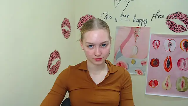 Snapshot of MademoiselleCl chatting on 02-19-25, 07:17 MademoiselleCl online show from 02-19-25, 07:17