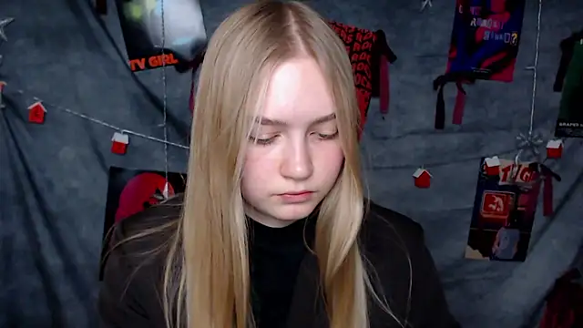 MademoiselleCl online show from 01-09-26, 06:38