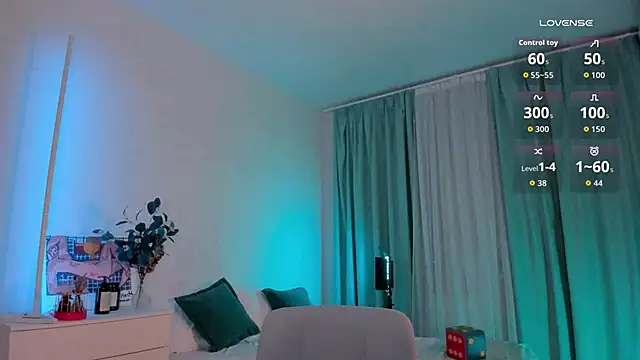 Oh My Dianee online show from 02-25-26, 07:18