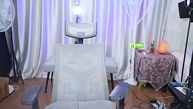 Snapshot of nono_babyy chatting on 02-18-26, 01:34 nono babyy online show from 02-18-26, 01:34