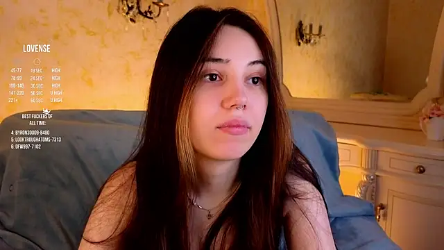 GillianDowdey online show from 10-23-25, 03:28