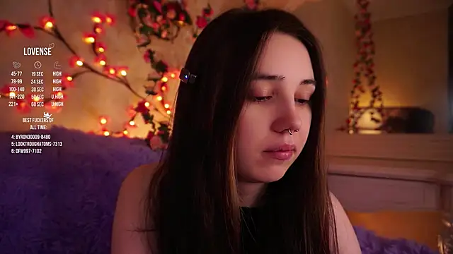 GillianDowdey online show from 11-06-25, 02:45