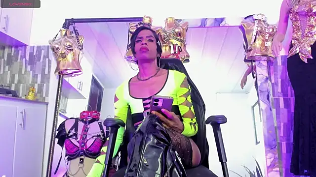 corwindallas24cm online show from 04-22-26, 10:33