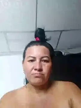 lupita 2023 online show from 12-26-24, 05:30