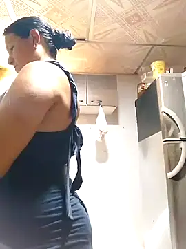 lupita 2023 online show from 09-10-25, 01:55