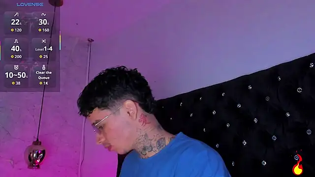 Ian Castillo  online show from 10-03-25, 11:18