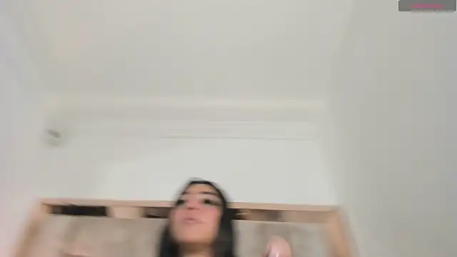 Oliviaa Evans online show from 03-12-25, 01:51