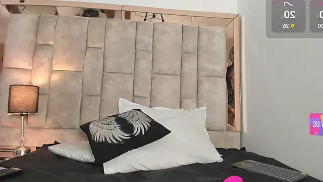 Oliviaa Evans online show from 03-18-25, 03:42