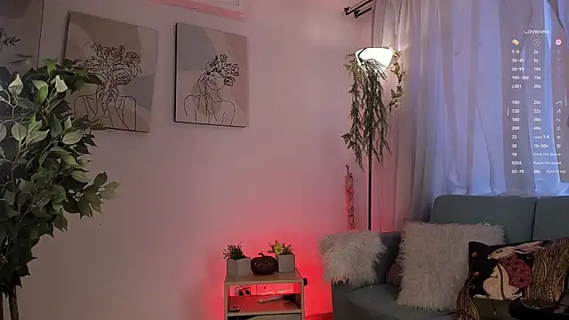 Snapshot of aisha_bx chatting on 11-08-25, 12:27 aisha bx online show from 11-08-25, 12:27