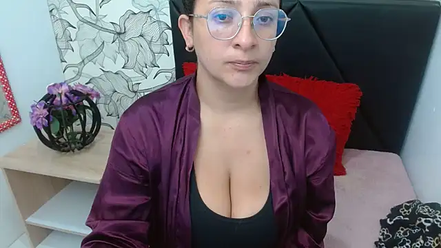 sarax ximena online show from 07-15-26, 04:01